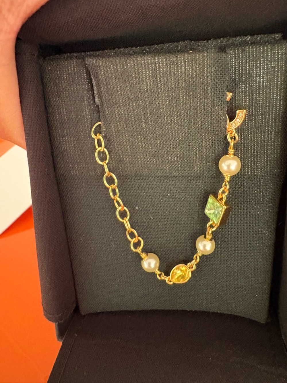 Vintage Style Gold Charm Bracelet Pearl Colorful Stones Elegant Fashion Jewelry - Picture 6 of 6